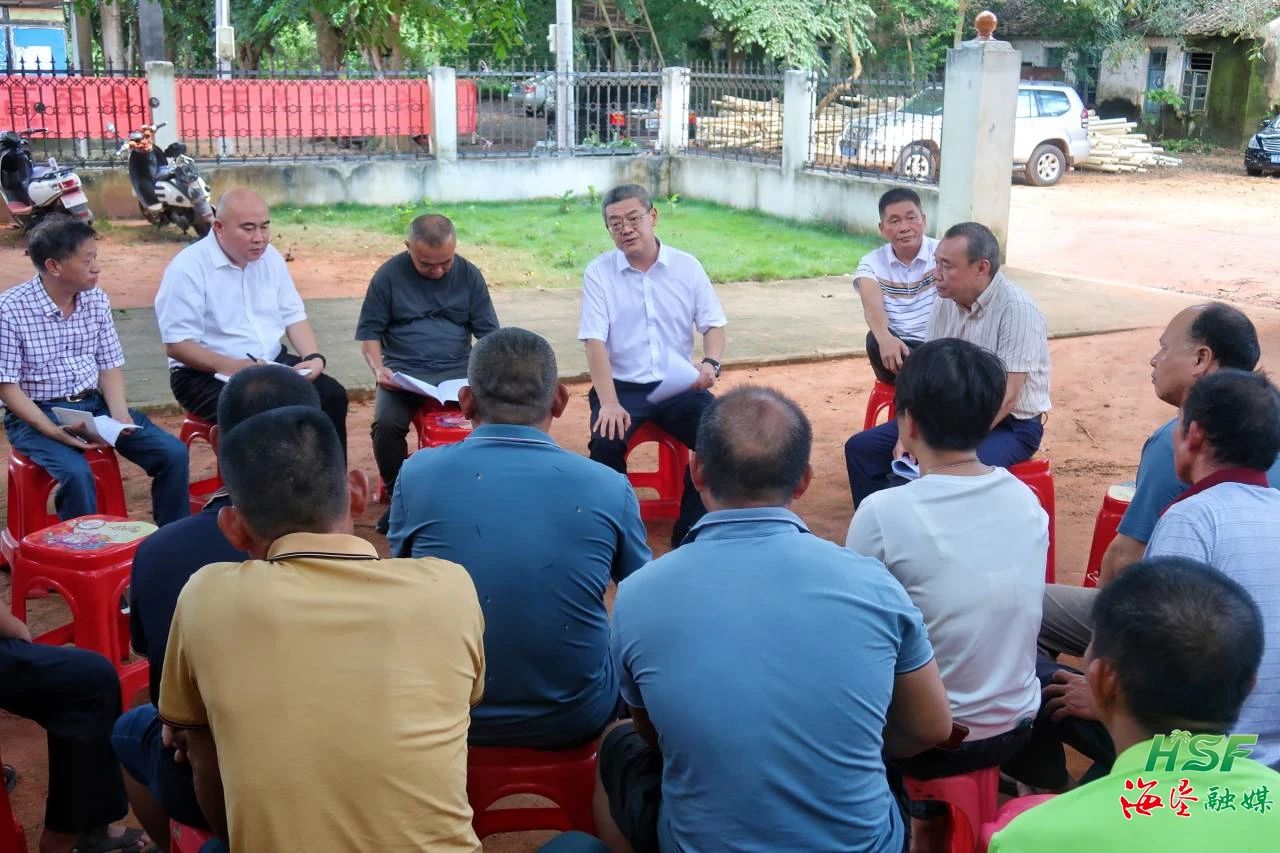 艾轶伦一行人在天角潭水利枢纽工程垦区移民安置点(西联农场南园小区)走访调研 艾轶伦一行人在天角潭水利枢纽工程垦区移民安置点(西联农场南园小区)走访调研